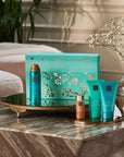 Zestaw prezentowy Rituals Karma dla firm z turkusowym opakowaniem i kosmetykami do pielęgnacji ciała